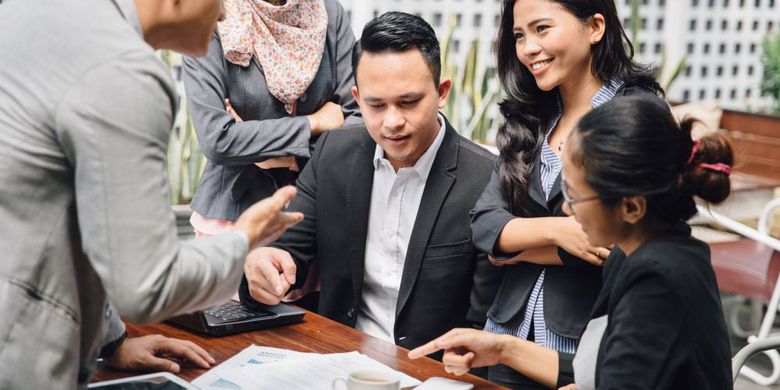 Human Resources Online The global economy is on the road to recovery, but Malaysian youth are still finding it hard to get jobs.